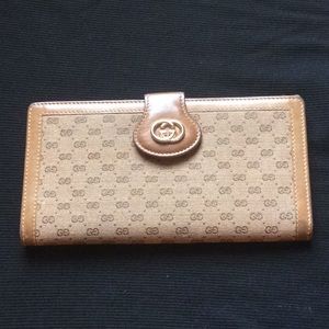 Authentic vintage Gucci French flap wallet